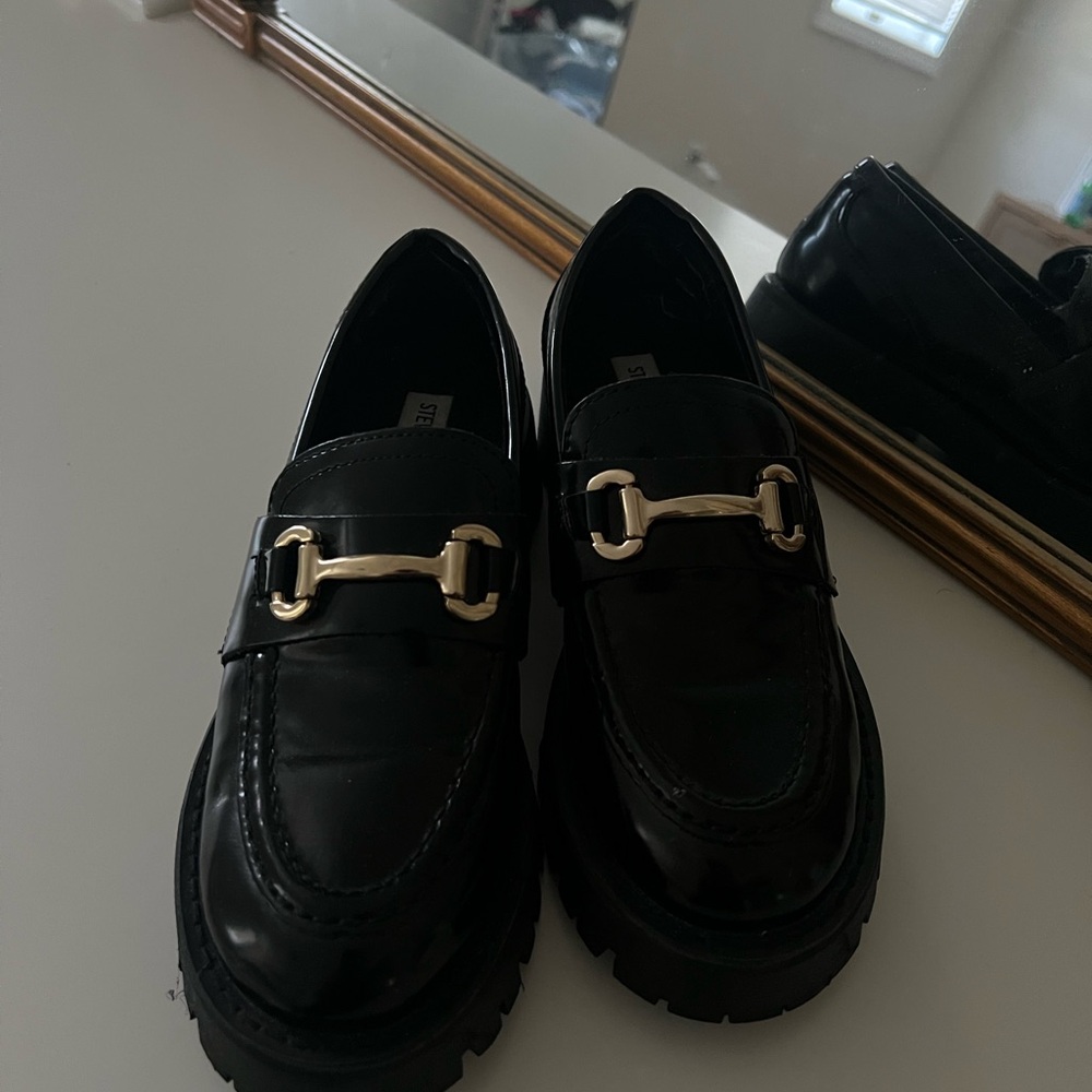 Steve Madden Black Loafers